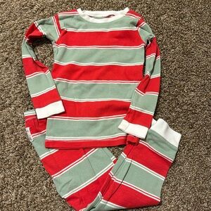 Burt’s Bees gender neutral holiday Christmas pajamas